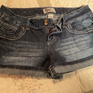 Junior size 11 blue Jean shorts.  Excellent condition